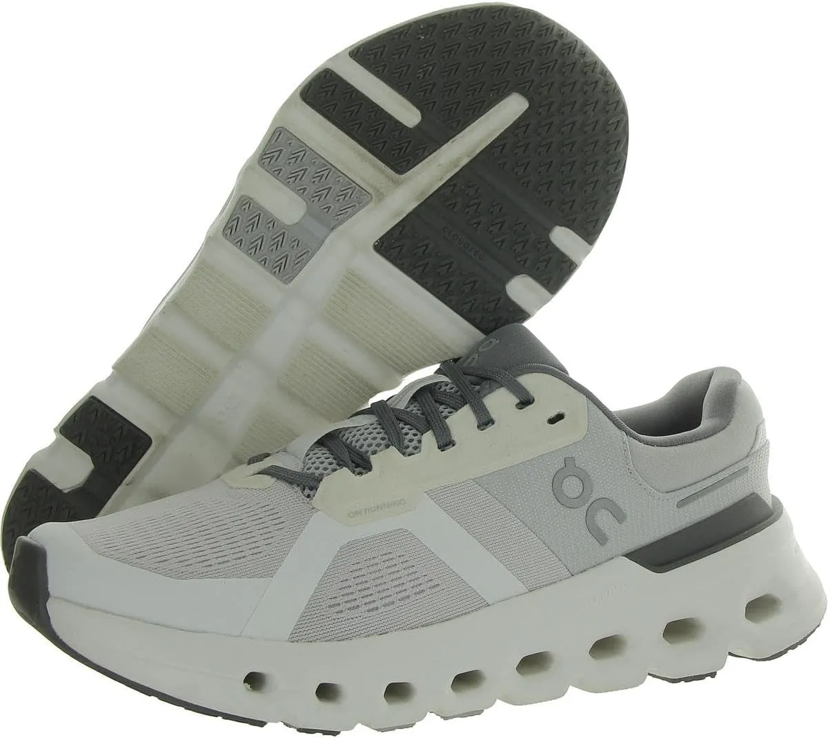 2 Sneakers henceforth aurora gamma befit elective On Women's Cloudrunner 