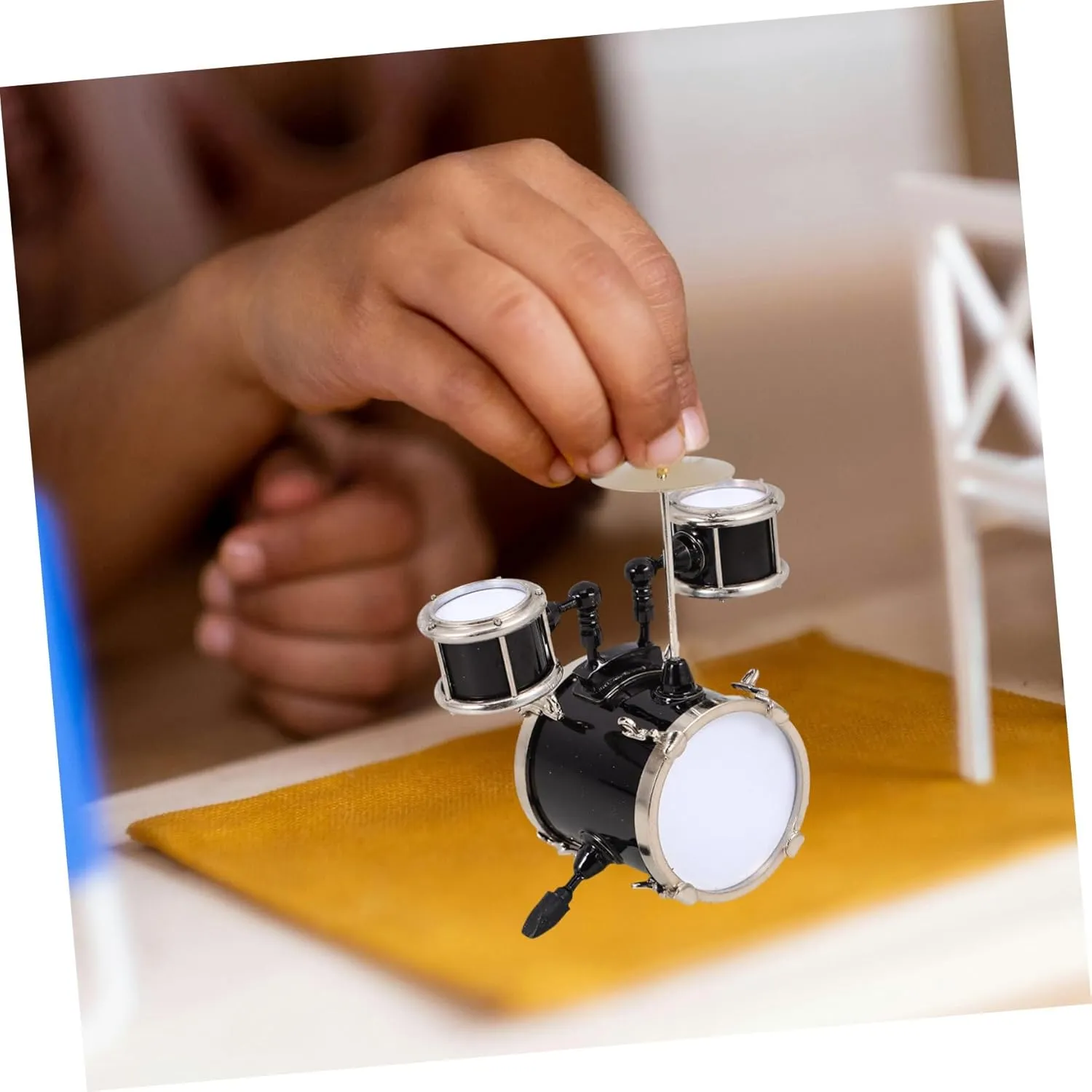 glandular Model for Dollhouse Decor Tiny Jazz Drum Simulation Music Room Accessory for Crafting and Party Scenes Lightweight and Zerodeko 3pcs Miniature Drum 