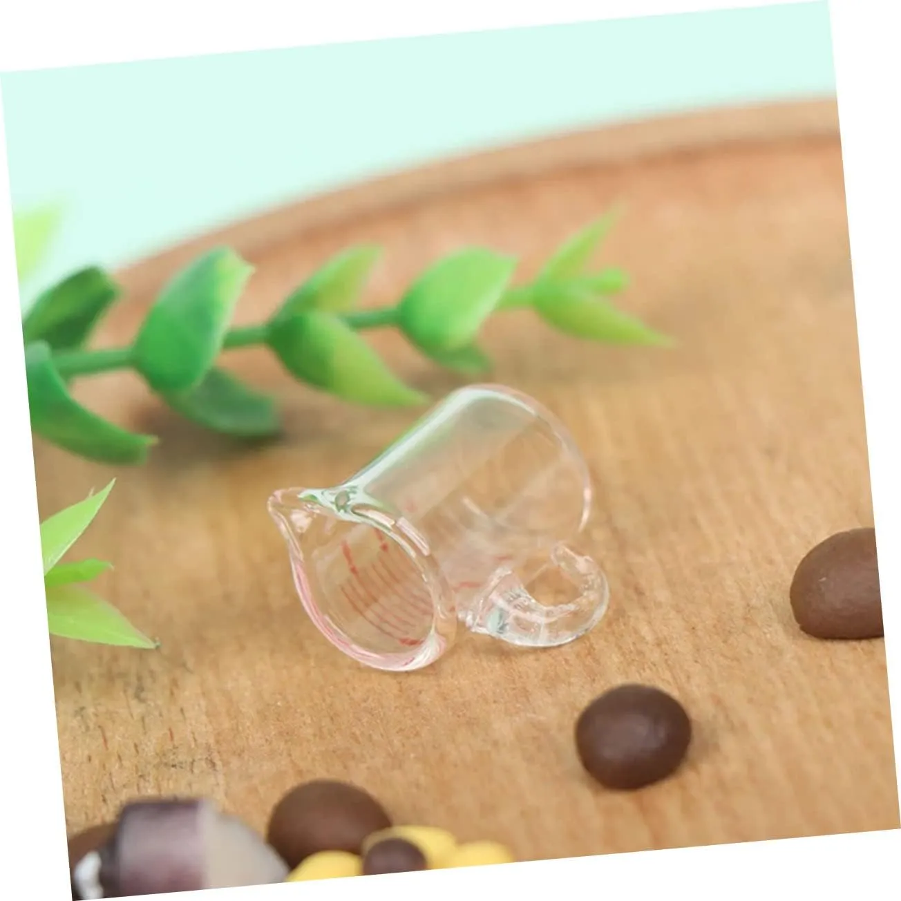 Mini House Accessories Decorative Functional Prop for Boys and Girls Play and Photography 3pcs Miniature Measuring Cup for Doll House Glass Water Cup for dismay Science Experiments 