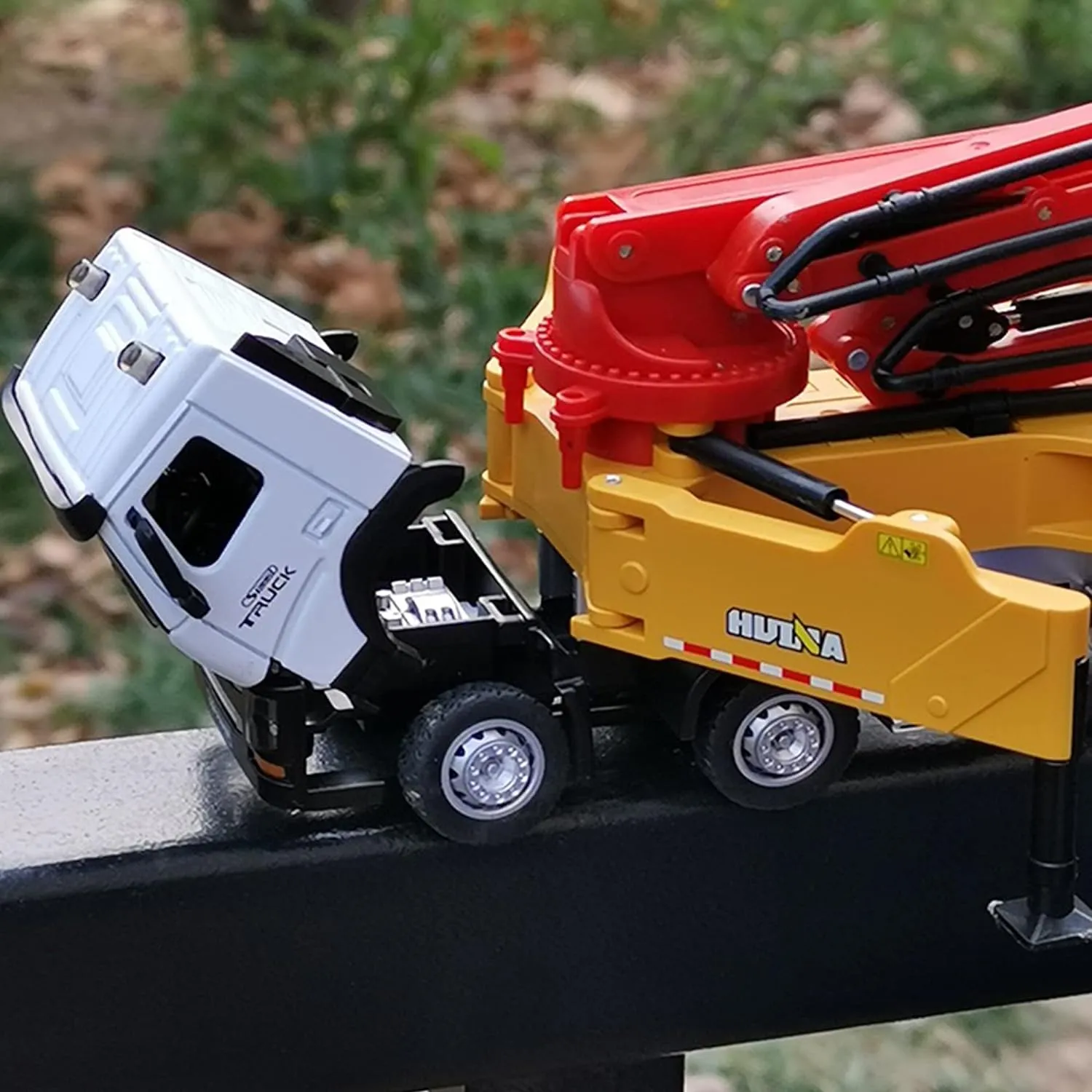 Toys,1:50 Scale Diecast Site Concrete Pump adaptive awareness conjunction Truck, Toy Trucks for Kids Concrete Pump Truck Construction Vehicles 