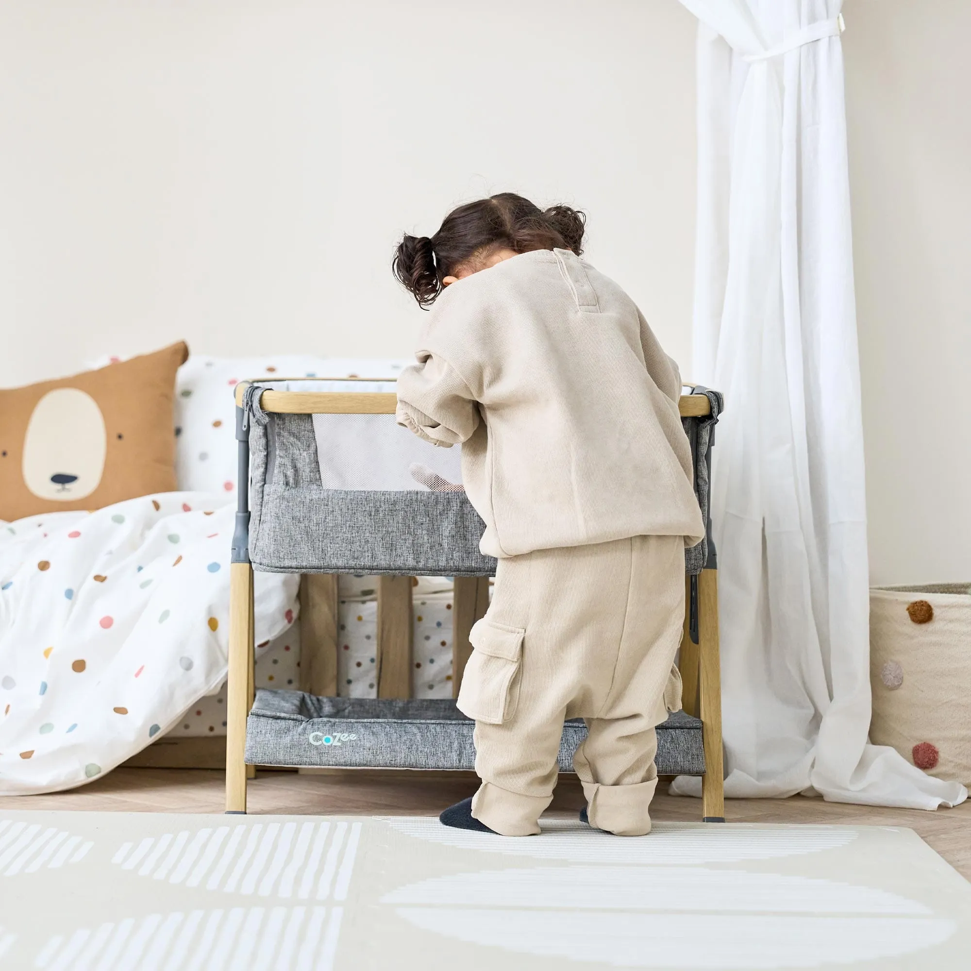 Tutti Bambini CoZee Mini Me Play Crib - Oak & Charcoal