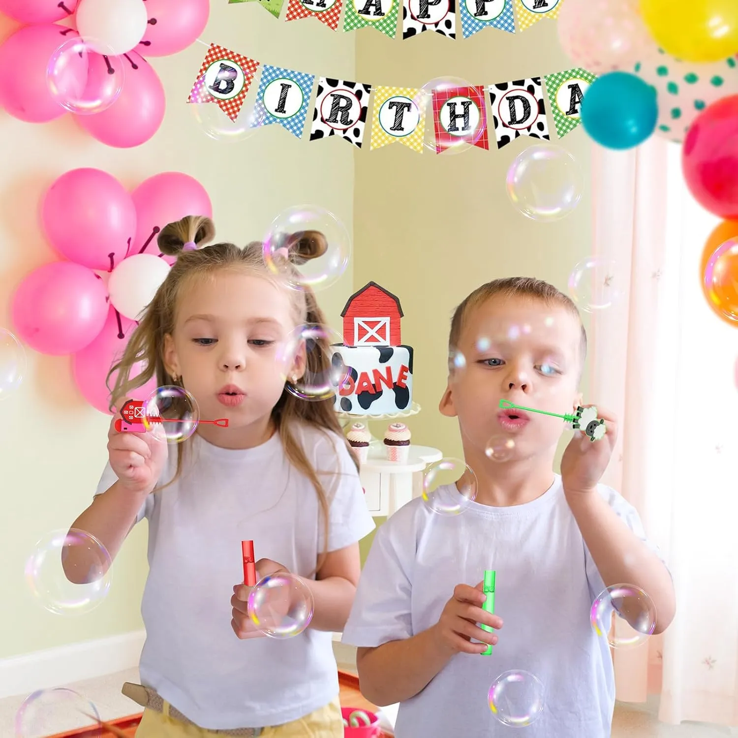 Wands for Kids, Chicken Sheep Horse Cow Pig Mini Bubbles Wand Toys, Barnyard Farm gnaw Theme Birthday Party Supplies Goodie Gift Bag Stuffers Pinata Classroom Prizes 24 Farm Animal Party Favors Bubble 